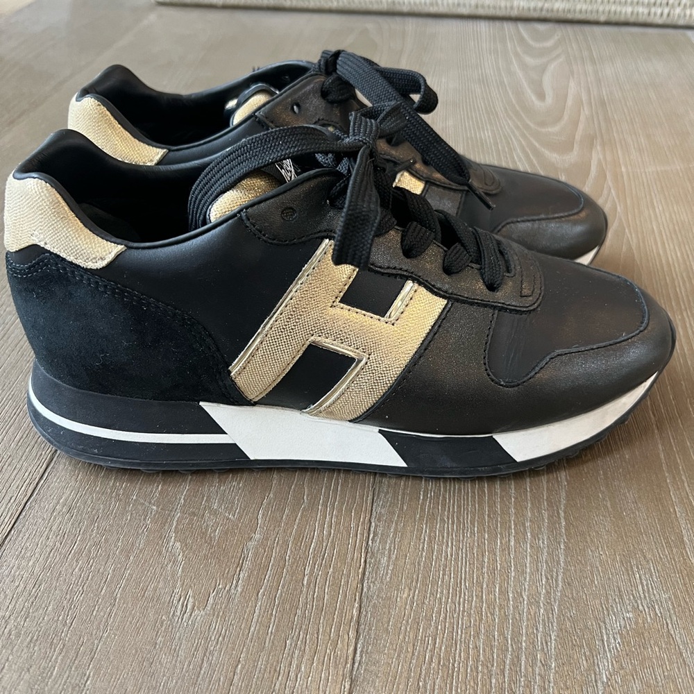 Hogan Women’s Sneakers -size 39